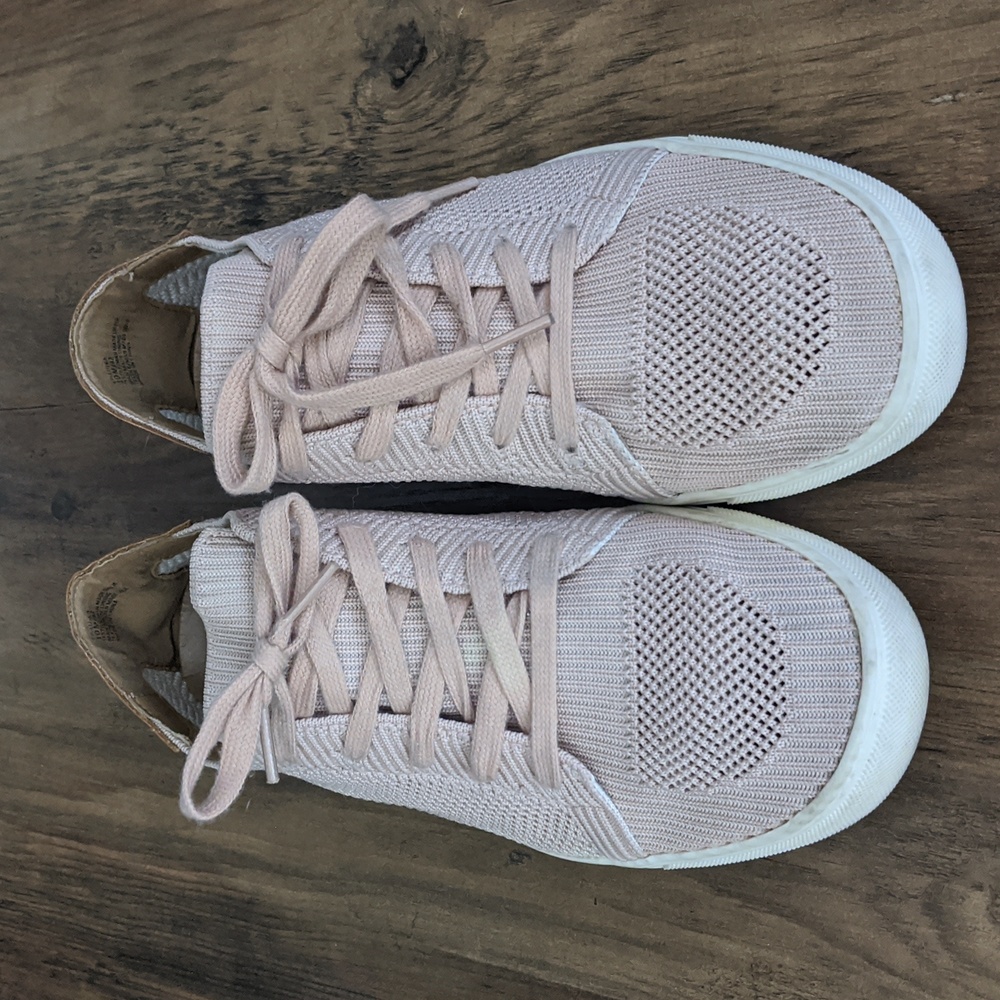Lucky Brand woven blush pink sneakers